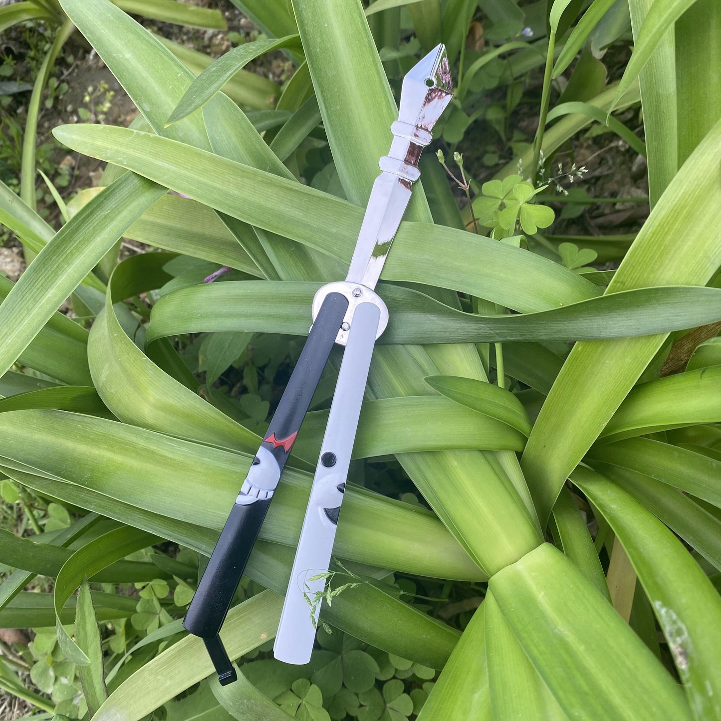 Monokuma Butterfly Knife
