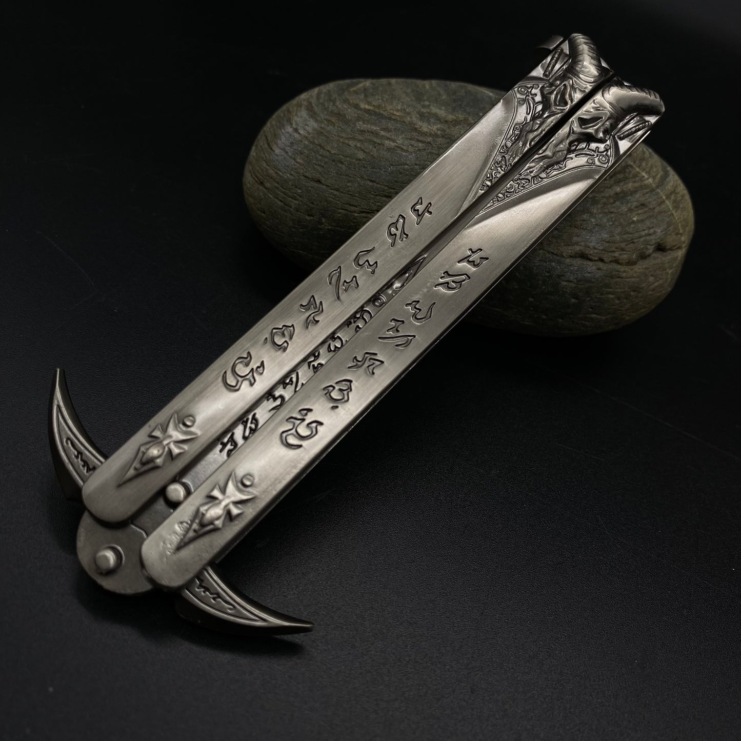 Frostmourne Butterfly Knife