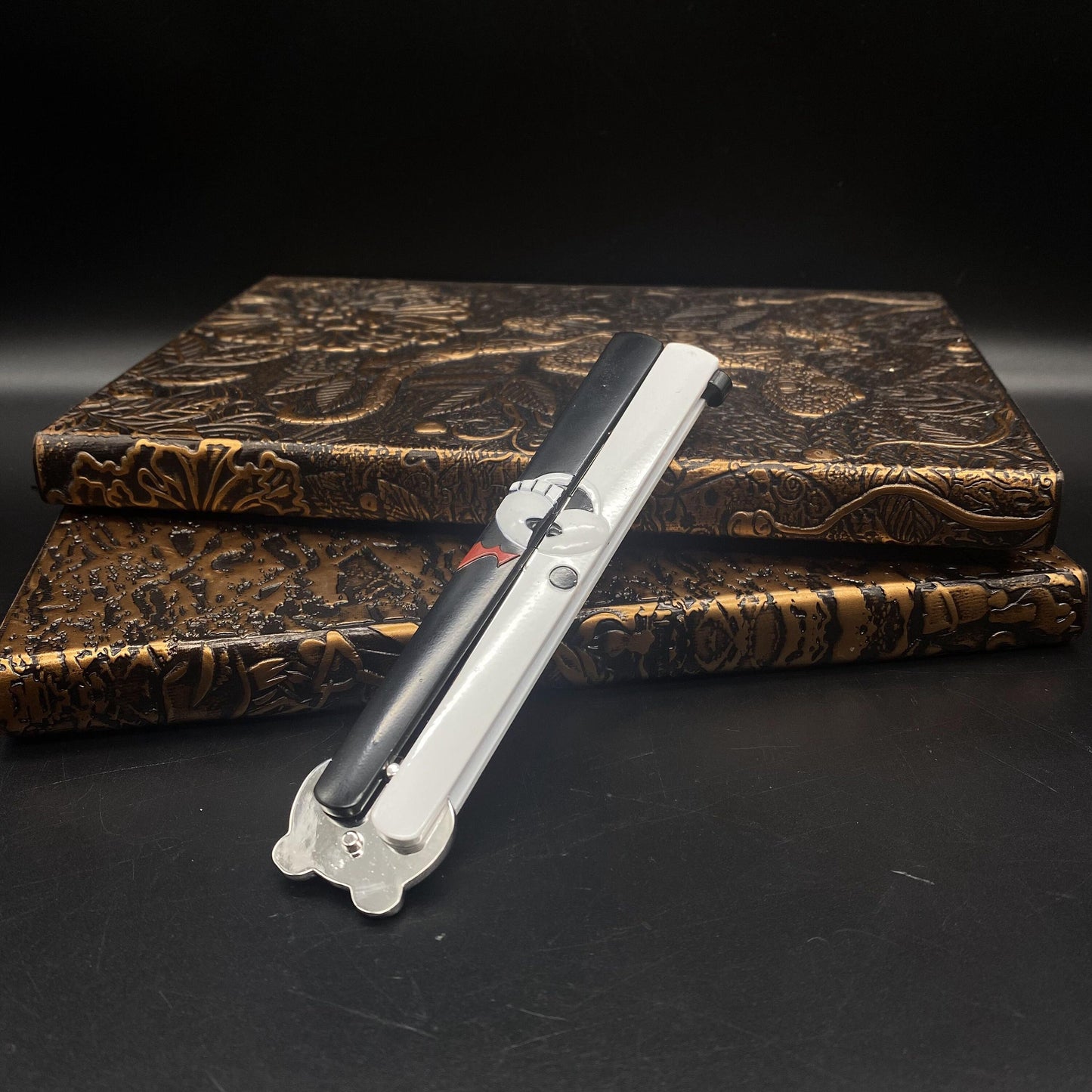 Monokuma Butterfly Knife