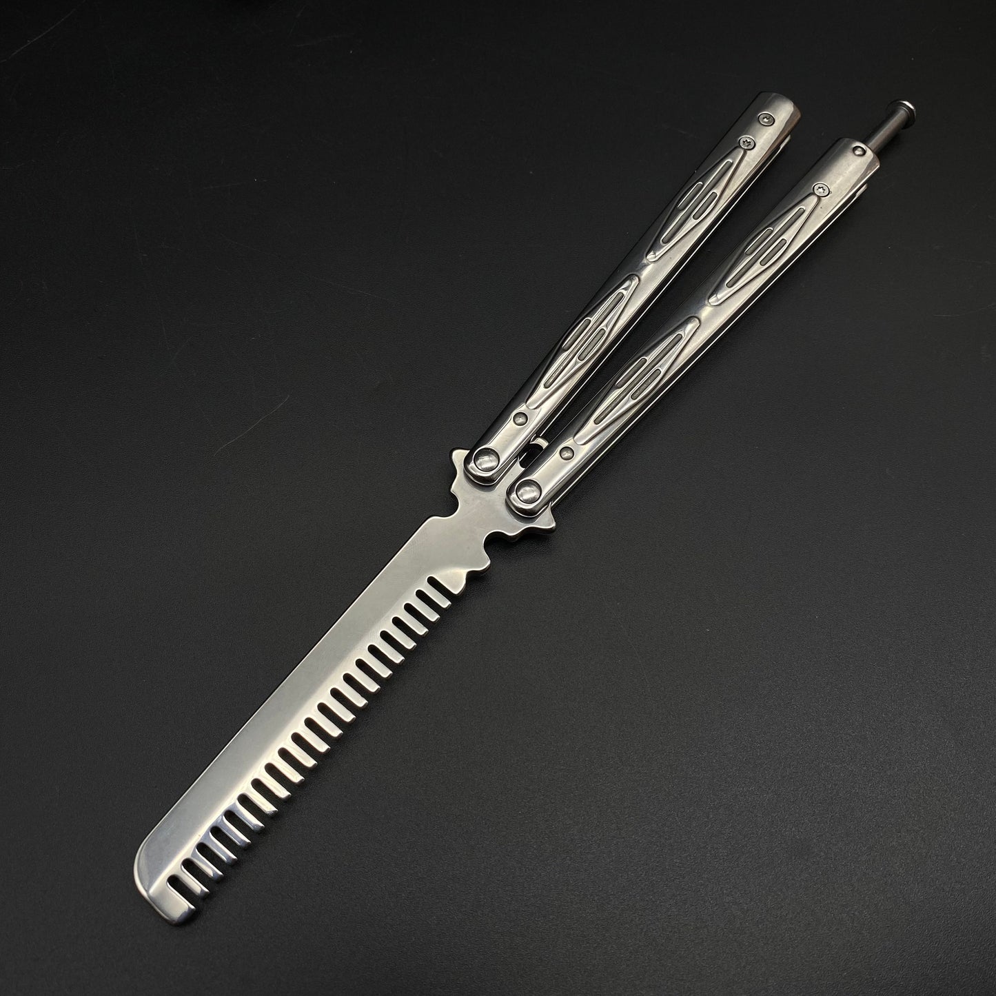 Yoru Comb Shaped Butterfly Knife