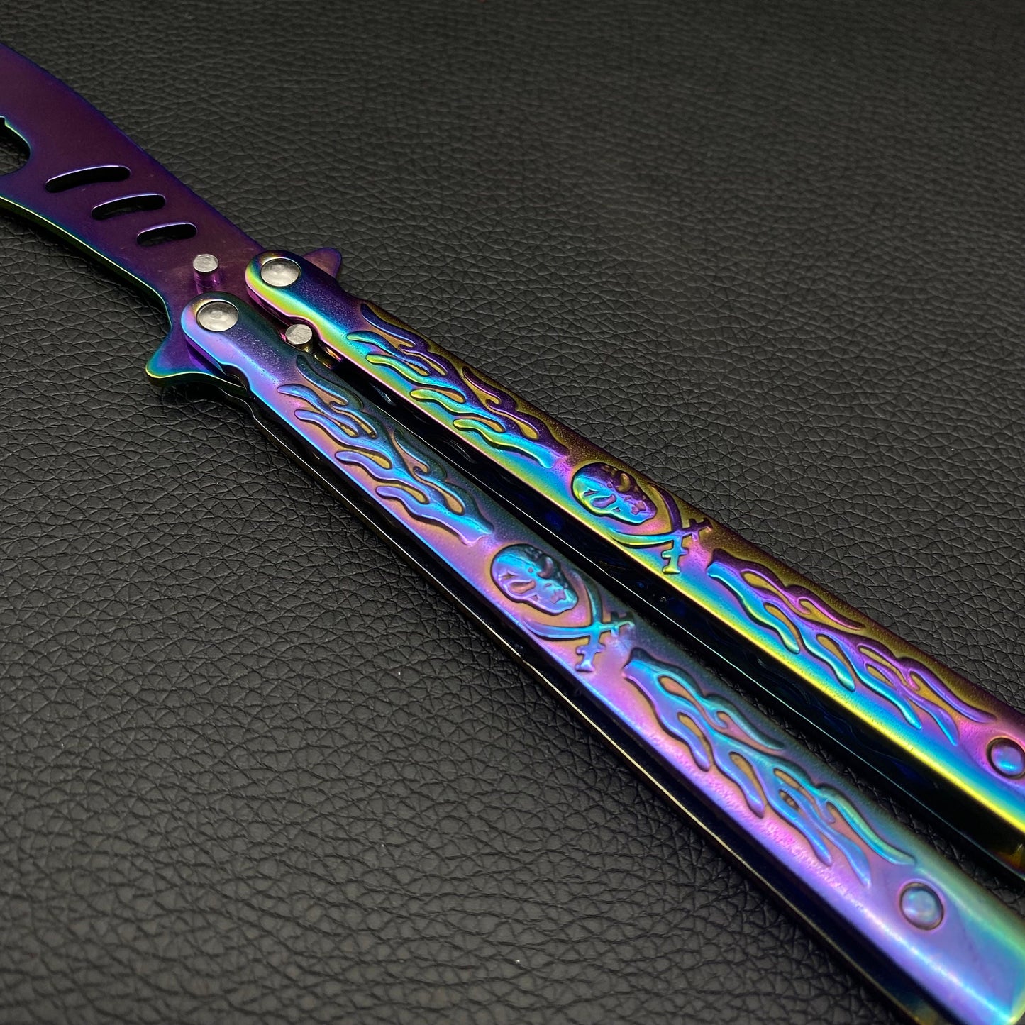 3D Skull Relief Butterfly Knife
